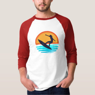 Camiseta Surfe no Sunset Retro _ Vibes de Praia Vintage