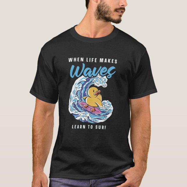 Camiseta Surfer  Waves Surfboard Surfrider Surfing Sloth (Frente)
