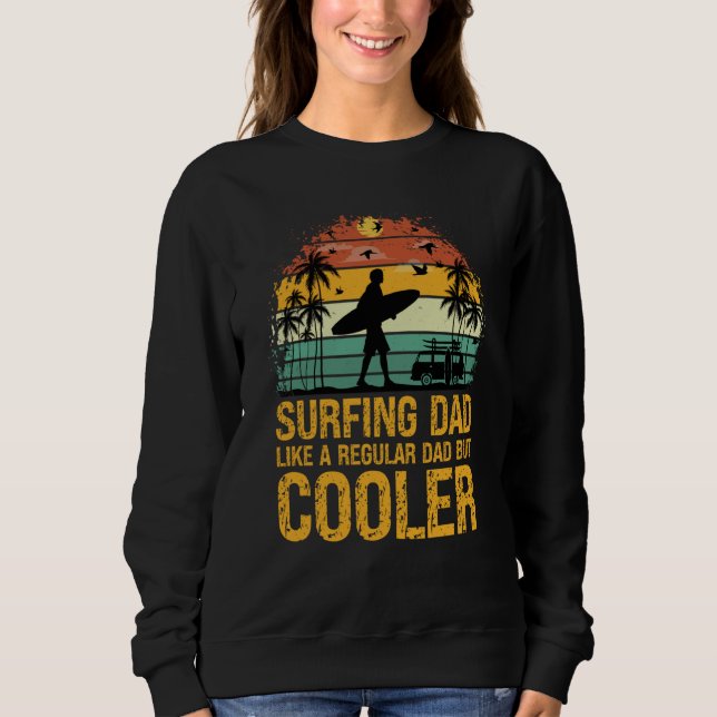 Camiseta Surfing Dad Like a Regular Dad but Cooler Great Fa (Frente)