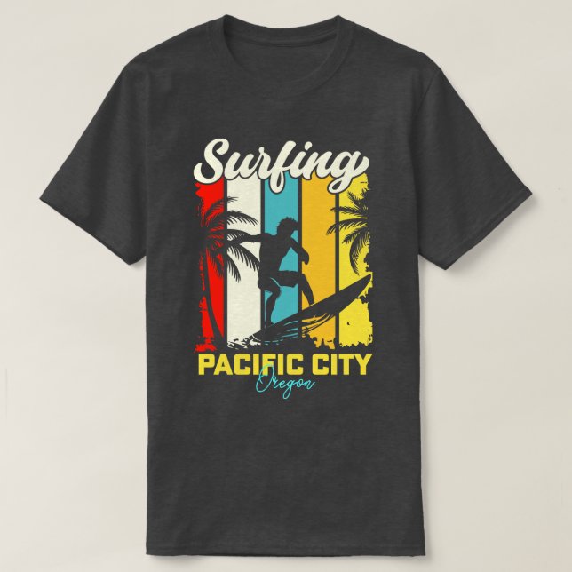 Camiseta Surfing Pacific City Oregon (Frente do Design)