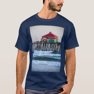 Camiseta Surfing the Huntington Beach Pier
