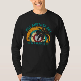 Camiseta Surfista Vintage Surfismo Retro Praia Férias de Ve