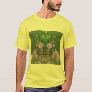 Camiseta Surreal Fantasy Iris Floral Path