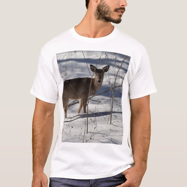 Camiseta Sussurro de inverno: Neve Deer Tee (Frente)