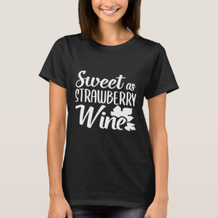 Camiseta Sweet As Strawberry Country Music Drinke