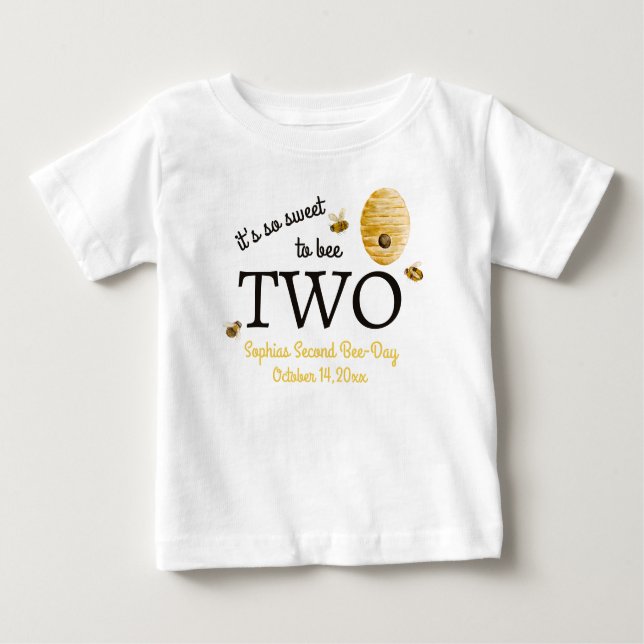 Camiseta Sweet To Bee Two Second Birthday Bees Honeycomb (Frente)