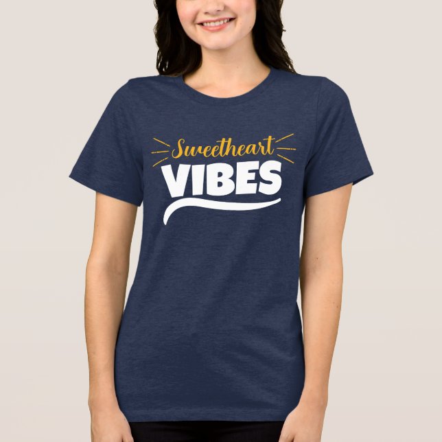 Camiseta Sweetheart Vibes Graphic Women’s (Frente)