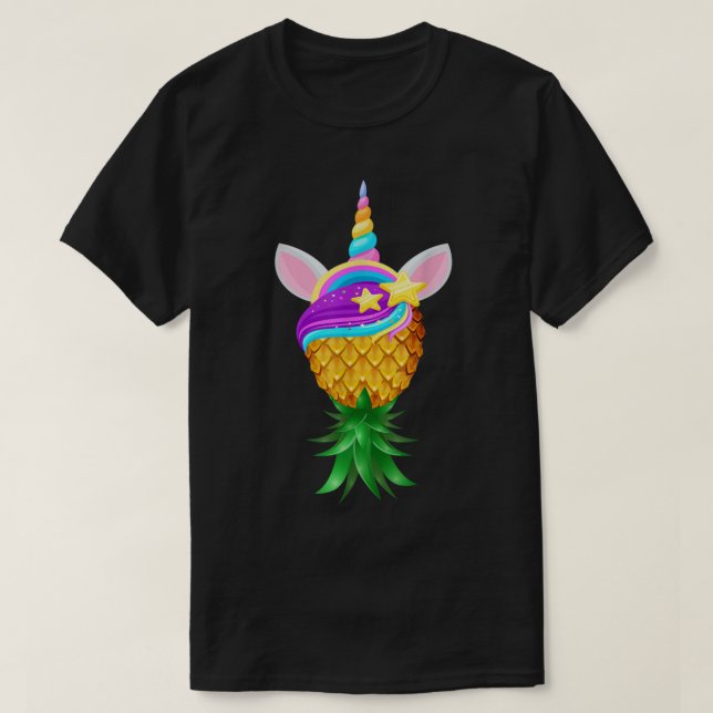 Camiseta Swinger para Baixo Pineanás Cabeça Mágica de Unicó (Frente do Design)