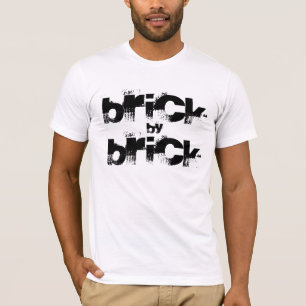 Camiseta T da malhação de BRICKHOUSE, "tijolo pelo tijolo
