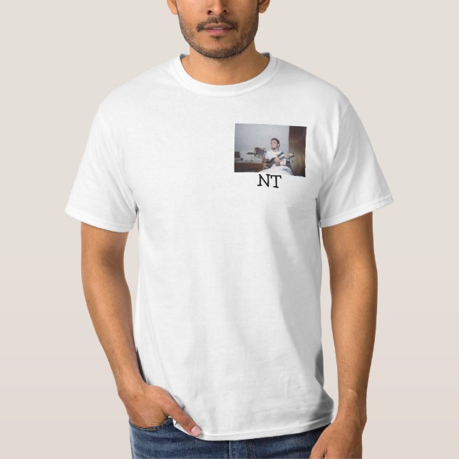 Camiseta T de Newturd… (Frente)
