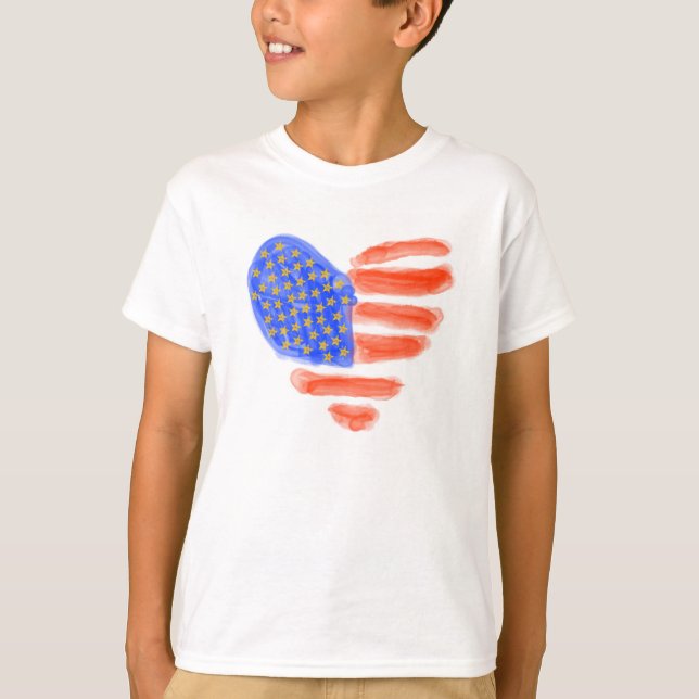 Camiseta T patriótico do coração (Frente)