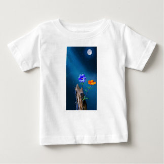 Camiseta "T-Shirt de Aventura para Crianças Coloridas"