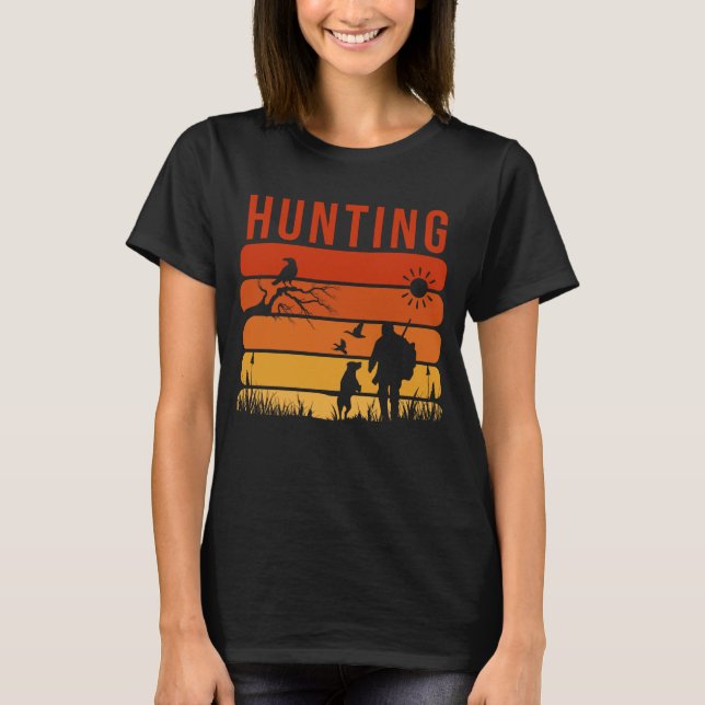 Camiseta T-ShirtWild Hunt Adventure, Aventura Aguarda (Frente)