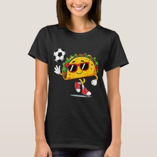 Camiseta Taco jogando futebol mexicano cinco de maio chapéu