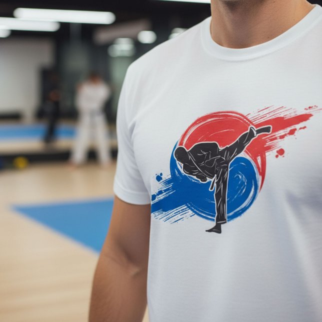 Camiseta Taekwondo Kick with Korean Taegeuk Brushstroke  (Criador carregado)