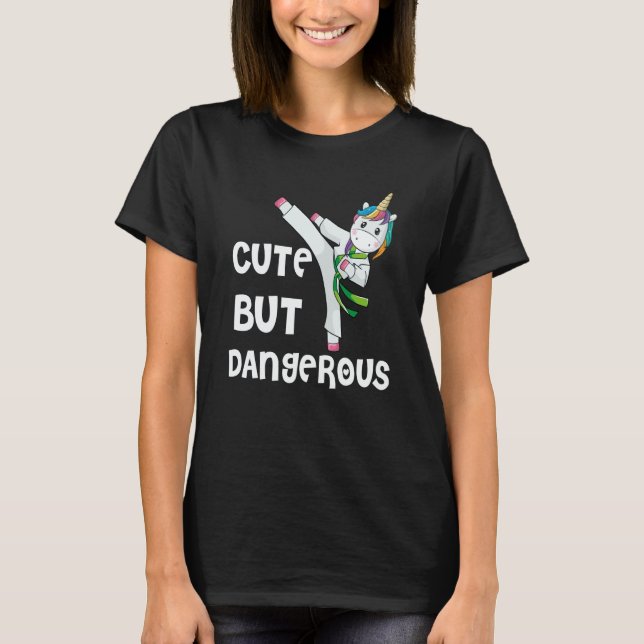 Camiseta Taekwondo Unicorn  Cute But Dangerous Karate  Kids (Frente)