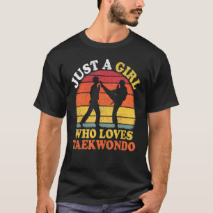 Camiseta Taekwondo Vintage Retro Apenas Uma Menina Que Ama