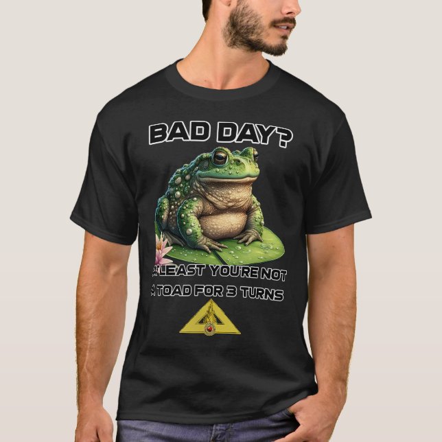 Camiseta Talismã O Jogo de Tabuleiro Mau Dia Sapo Para 3 (Frente)