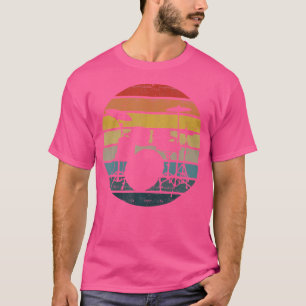 Camiseta Tambores De Bass Silhute Em Um Sunset Retrovisor D