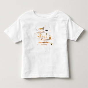 Camiseta Tão Doce Ser Abelha Três Aniversário de 3 anos Fof