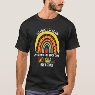 Camiseta Tão Longa Que 1 rua De Nível De Olhar Para O segun