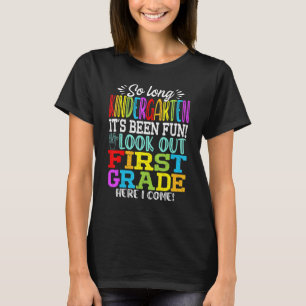 Camiseta Tão Longo Jardim de Infância Cuide Dela Primeiro