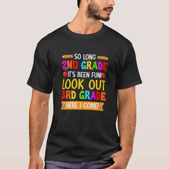 Camiseta Tão Longo segundo Olhe O 3º Ano Aqui Eu Vim (Frente)