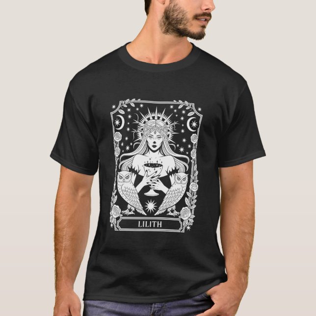Camiseta Tarot Lilith Oculto Gótico Witchcore (Frente)