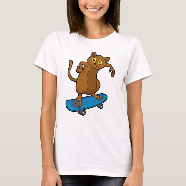 Camiseta Tarsier como skater com skate (Frente)