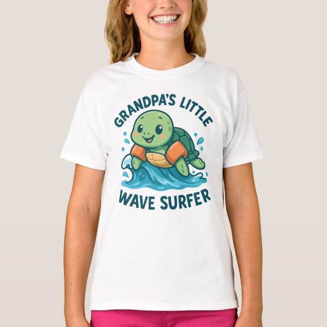 Camiseta Tartaruga-de-cuta-surfista de onda pequena do avô (Frente)