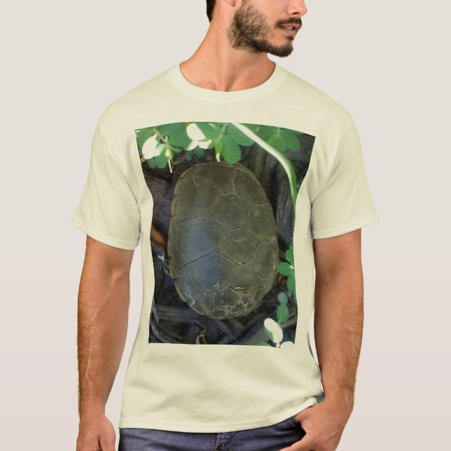 Camiseta Tartaruga Entre a Vegetação (Frente)