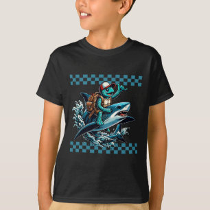 Camiseta Tartaruga Marinha Montando Um Tubarão Para Meninos