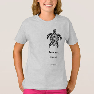Camiseta Tartaruga Marinha Tribal, preta e à esquerda