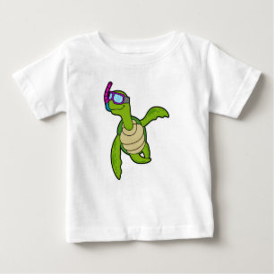 Camiseta Tartaruga Nadando com Snorkel