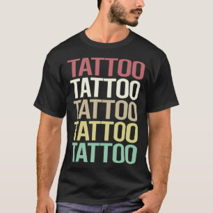 Camiseta Tatuagem de Texto Colorido Tatuagens