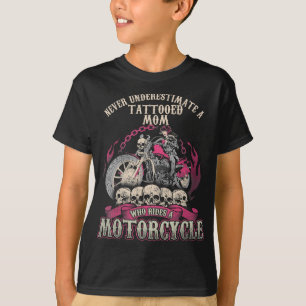 Camiseta Tatuagem Mãe Biker Nunca Subestima Motocicleta