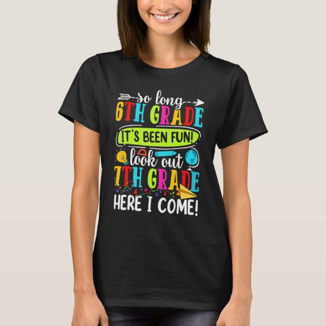Camiseta Tchau, 6, Cuidado, 7º Ano, Aqui Estou. (Frente)