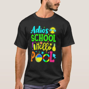 Camiseta Tchau Escola Olá Piscina Aluno ou Professor