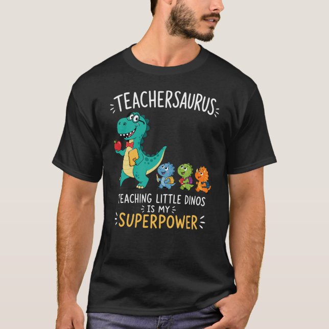 Camiseta Teachersaurus humor de professor com pequenos dino (Frente)