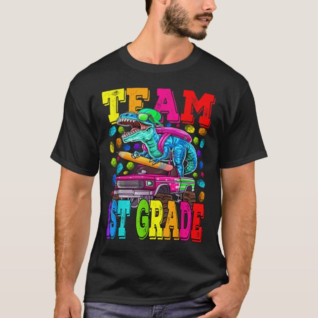 Camiseta Team 1st Grade Monster Truck Dinosaur Back To Scho (Frente)