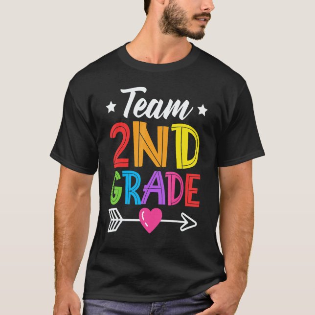 Camiseta Team 2nd Grade Teacher Student Kid Back To School  (Frente)