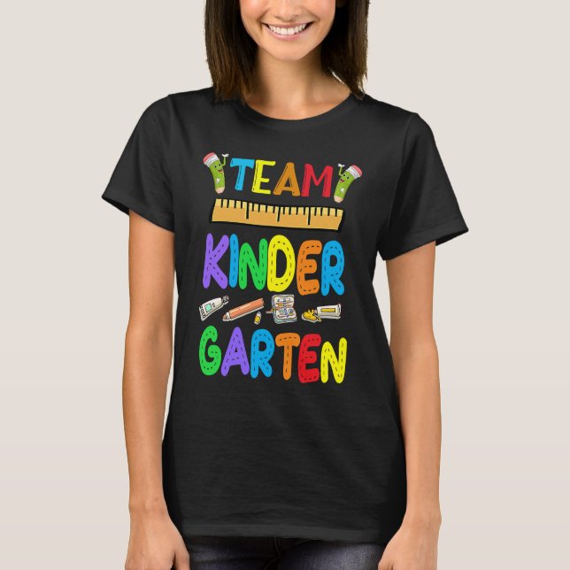 Camiseta Team Kindergarten Teacher Student Kids Back To Sch (Frente)