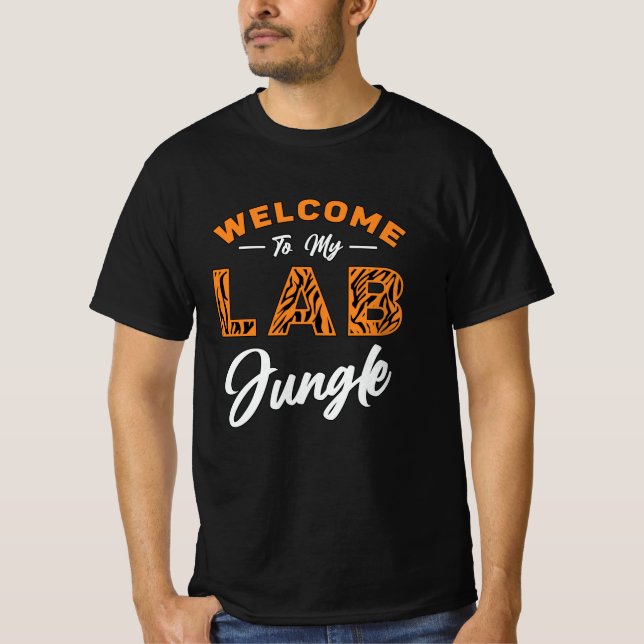 Camiseta Técnico De Laboratório Bem-Vindo À Minha Selva De  (Frente)