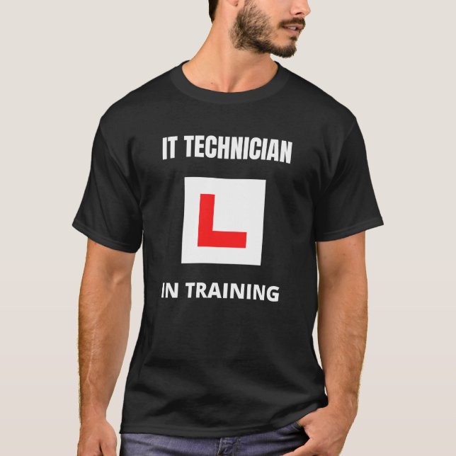 Camiseta Técnico de TI em treinamento (Frente)
