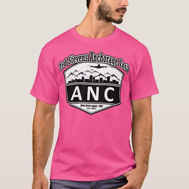 Camiseta Ted Stevens Anchorage Código do Aeroporto Internac (Frente)