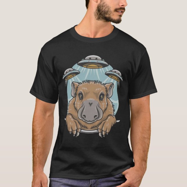 Camiseta Tee Capybara Selfie, Gráfico Engraçado, com OVNIs  (Frente)