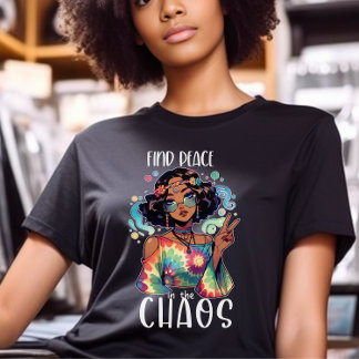Camiseta Tee da Tipografia de Boho - Encontrar Paz no Caos