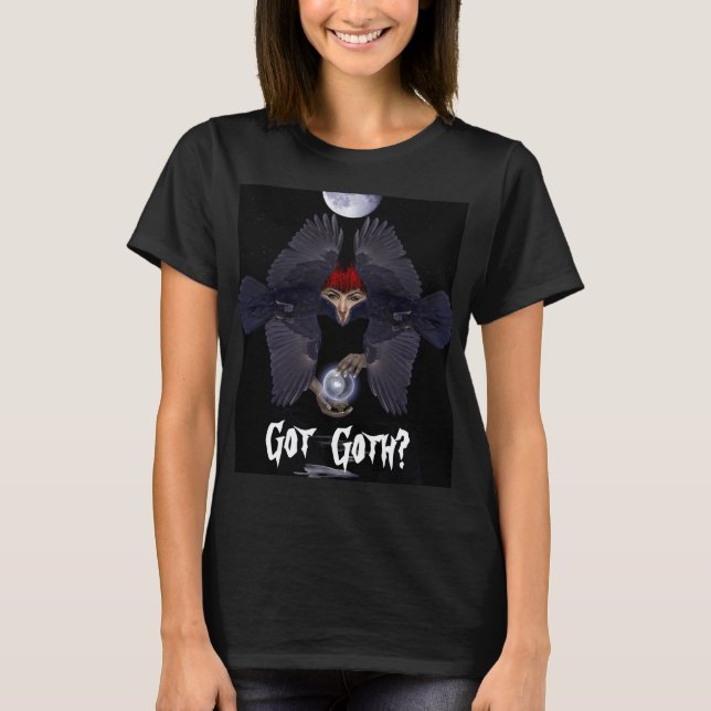 Camiseta TEM GÓTICO? Dark Raven Fantasy Halloween Art (Frente)