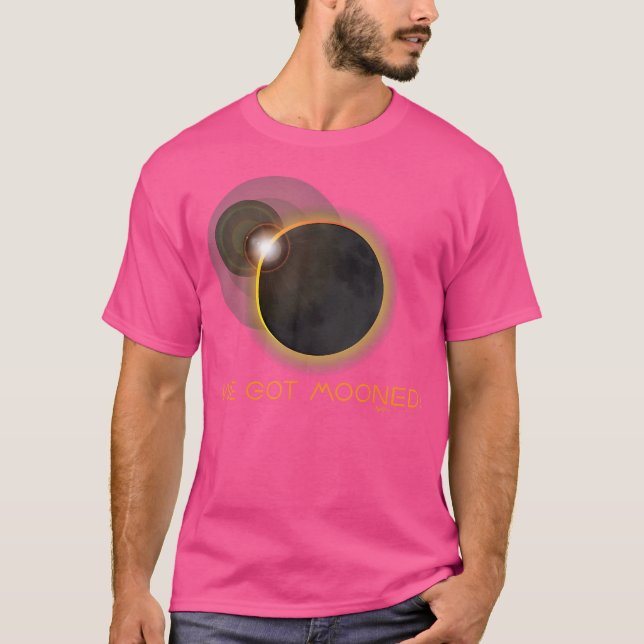 Camiseta Temos Astronomia Solar Eclipse Moonada (Frente)
