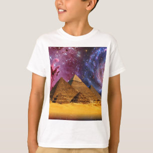 Camiseta tempestade cósmica acima do egito